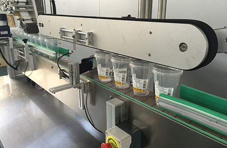 杯子平側面貼標機