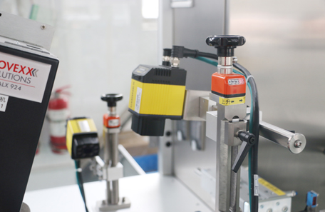 二級碼平面打印貼標機