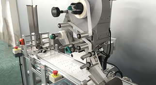 全自動貼標(biāo)簽機要如何和生產(chǎn)線對接？對接的時候要注意什么？