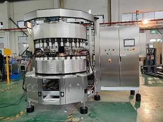 2025.6.10河北邯鄲回轉(zhuǎn)式數(shù)控不干膠貼標(biāo)機(jī)